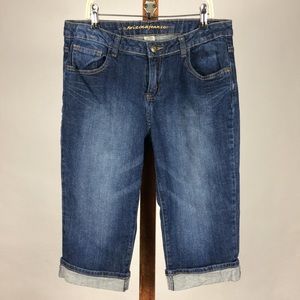 Arizona Jeans Capris w/ Adjustable Elastic Waist